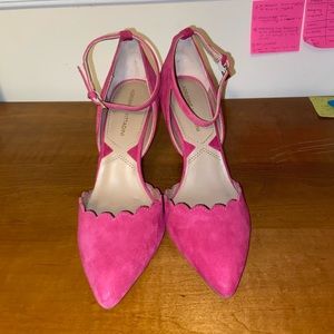 Adrienne Vittadini pink suede heels
